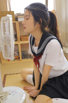 爸爸缓慢有力送女儿的句子